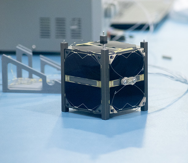 Nano satellite